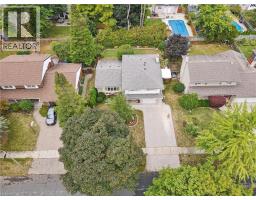 18 SIMPSON Avenue - 36