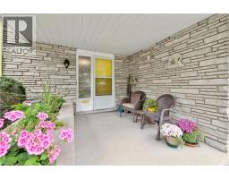 18 SIMPSON Avenue - 6