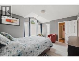 555 CHABLIS Drive UnitNo. 11 - 13