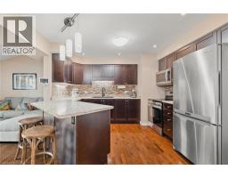 555 CHABLIS Drive UnitNo. 11 - 8
