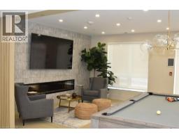 1975 FOUNTAIN GRASS DRIVE Drive UnitNo. 202 - 18