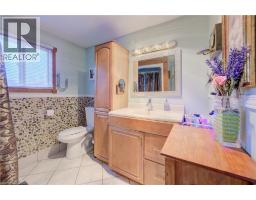 82 TIMBERLANE Crescent - 13