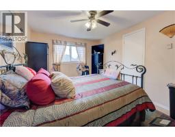 82 TIMBERLANE Crescent - 19