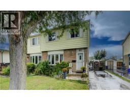 82 TIMBERLANE Crescent - 2