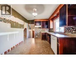 33 EVERGREEN Crescent - 14
