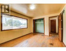 33 EVERGREEN Crescent - 22