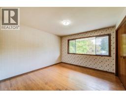 33 EVERGREEN Crescent - 26