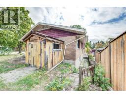 33 EVERGREEN Crescent - 44