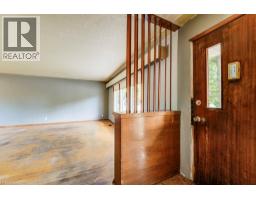 33 EVERGREEN Crescent - 7
