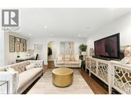 267 MEMORIAL Drive - 18