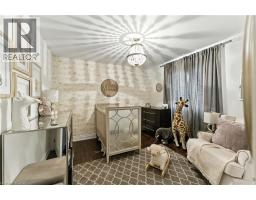 267 MEMORIAL Drive - 27