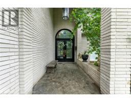 267 MEMORIAL Drive - 3