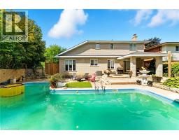 267 MEMORIAL Drive - 41