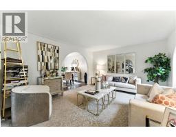 267 MEMORIAL Drive - 6