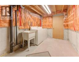 499 OAKVALE Drive UnitNo. 6 - 33