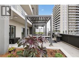 15 GLEBE Street UnitNo. 1313 - 21