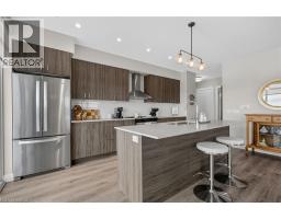 15 GLEBE Street UnitNo. 1313 - 5