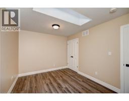 31 CRAB APPLE Court - 30