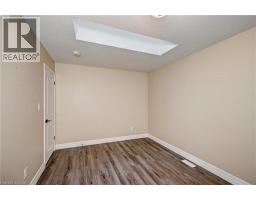 31 CRAB APPLE Court - 32