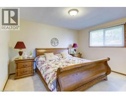 582 SKYLARK Road - 16