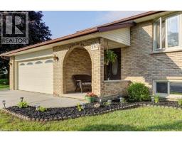 582 SKYLARK Road - 4