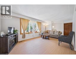 582 SKYLARK Road - 8