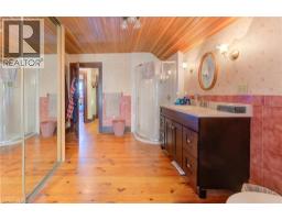 32 ELGIN Street - 25