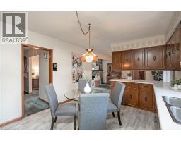 3 WHITE OAKS Avenue - 13