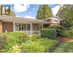3 WHITE OAKS Avenue - 2