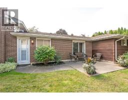 3 WHITE OAKS Avenue - 25