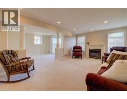 165 CHANDOS Drive UnitNo. 40 - 27