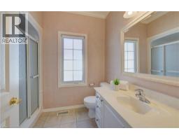 165 CHANDOS Drive UnitNo. 40 - 4