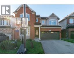 36 BEATTIE Crescent - 1