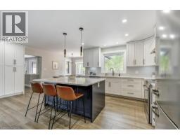 542 PARIS Road - 10