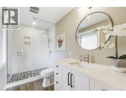 542 PARIS Road - 17