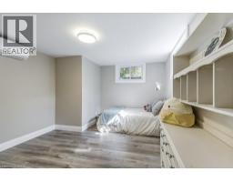 542 PARIS Road - 32