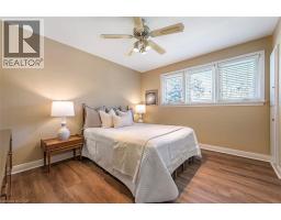 97 ELLIS Crescent S - 11