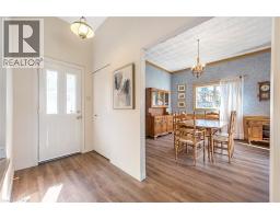 97 ELLIS Crescent S - 20