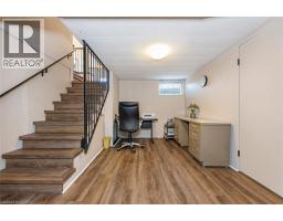97 ELLIS Crescent S - 24