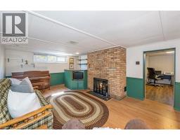 97 ELLIS Crescent S - 26