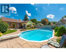 97 ELLIS Crescent S - 33