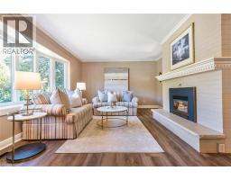 97 ELLIS Crescent S - 7