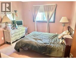 21 CARRIAGE Road - 19
