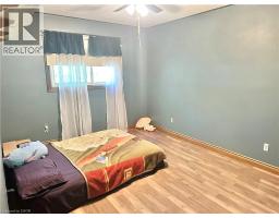 21 CARRIAGE Road - 21
