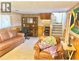 21 CARRIAGE Road - 25