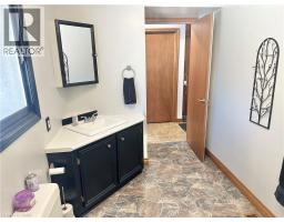 21 CARRIAGE Road - 6
