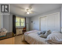 22 FALLS Crescent - 21