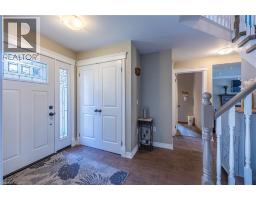 22 FALLS Crescent - 3