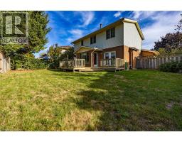 22 FALLS Crescent - 33
