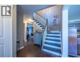 22 FALLS Crescent - 4